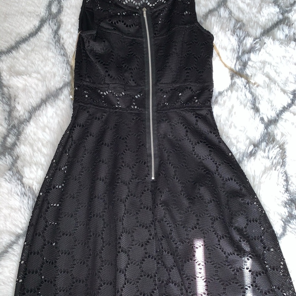 Girl’s dress - Picture 2 of 2